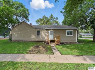 209 S Vine St, Mead, NE 68041