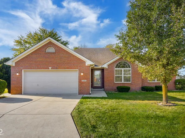 5924 Woodland Parks Ct, Columbus, IN 47201