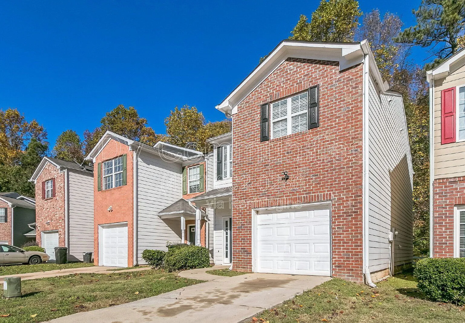 3 bed, 2.5 bath, 1408 sqft, $1,697 — Photo 3