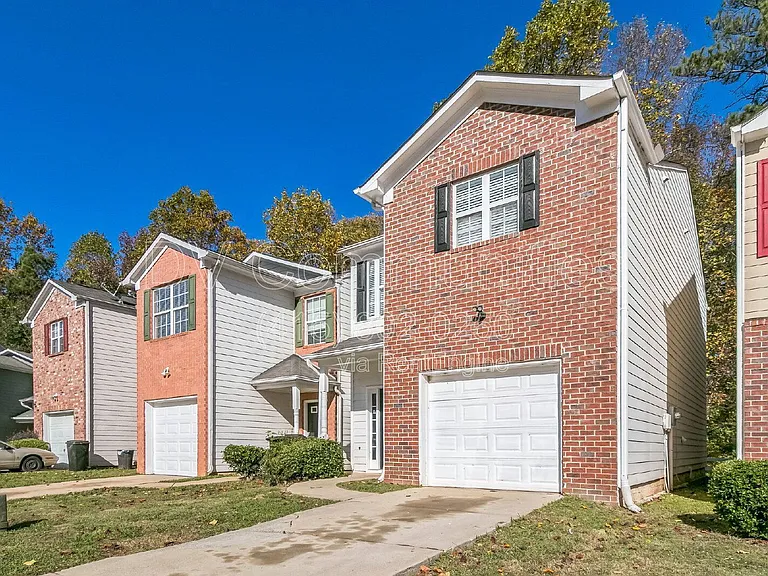 2817 Windsor Forrest Ct — Photo 3