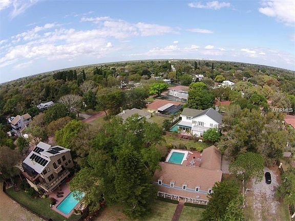 4th image of 1595 Coral Way S