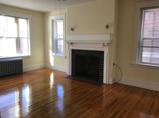15 Irving St APT 3R, Worcester, MA 01609