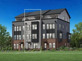 10 Dutch Ln #8, Doylestown, PA 18901