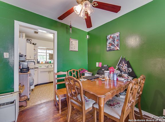 5th image of 326 Burwood Ln