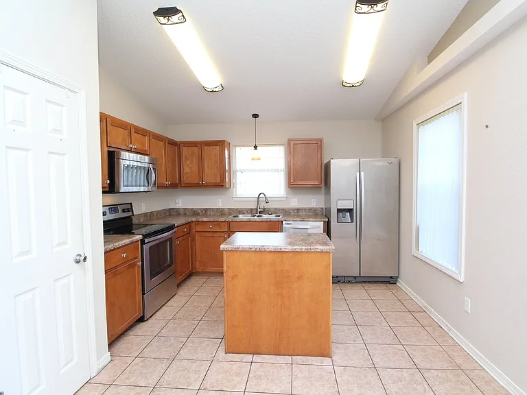 7908 Cayenne Way — Photo 5