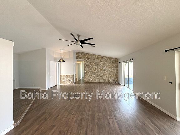 4th image of 8721 NW 47th St