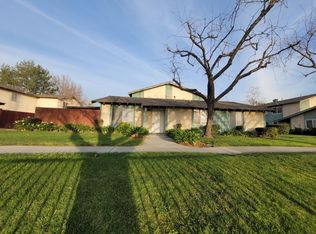 2367 Gonzaga Ln, Riverside, CA 92507