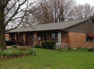 119-121 Debbie Dr, Eaton, OH 45320