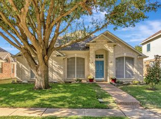 1220 Courtney Ln, Lewisville, TX 75077