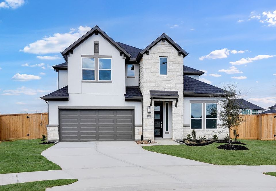 1st image of 21942 Carinda Crescent Ct