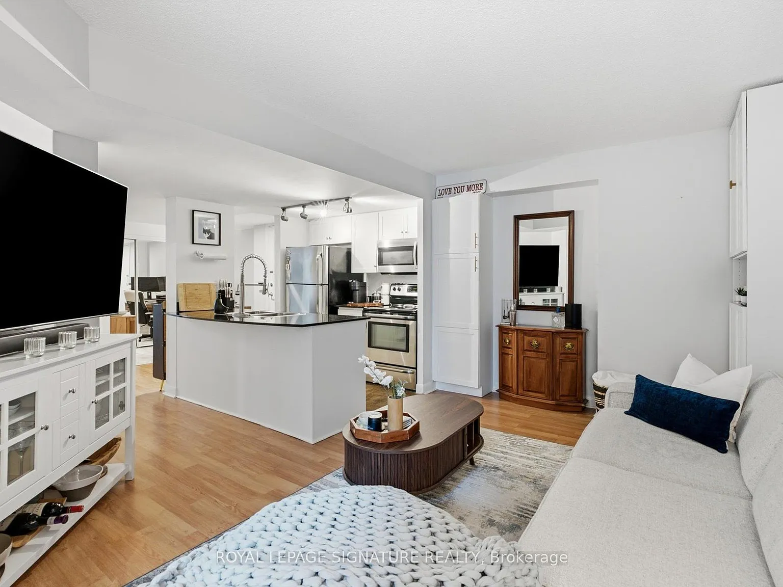 1 bed, $2,500 — Photo 2