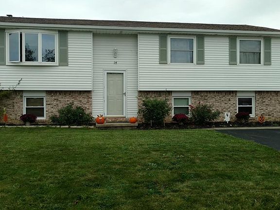 2nd image of 34 Crownview Ter