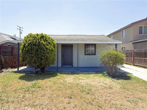 1700 W 153rd St, Compton, CA 90220