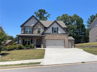 1602 Lapland Dr, Lawrenceville, GA 30045