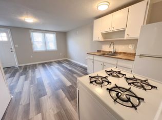25 Kinsley St #E, Nashua, NH 03060