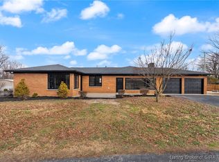 6826 Diamond Hts, Sellersburg, IN 47172