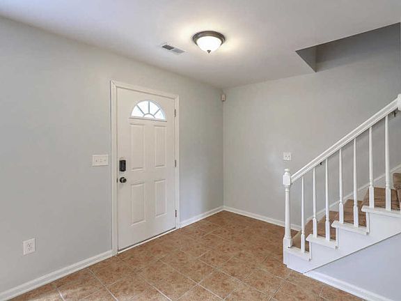5th image of 8474 William Moultrie Dr