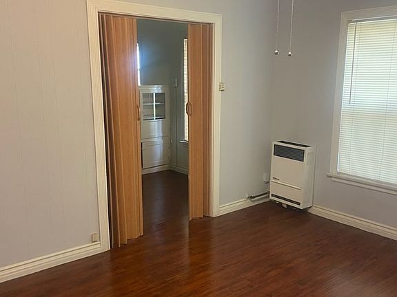 2nd image of 117 S Isabel St #Is104