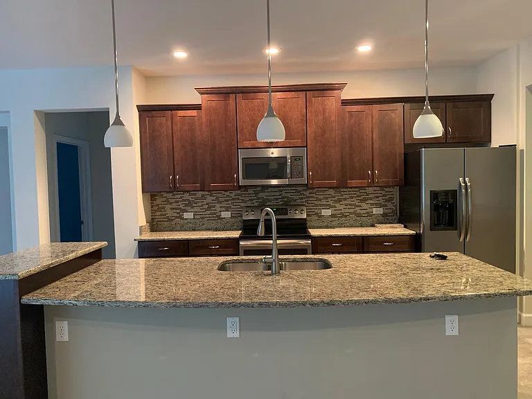 278 SW Silver Palm Dr — Photo 6