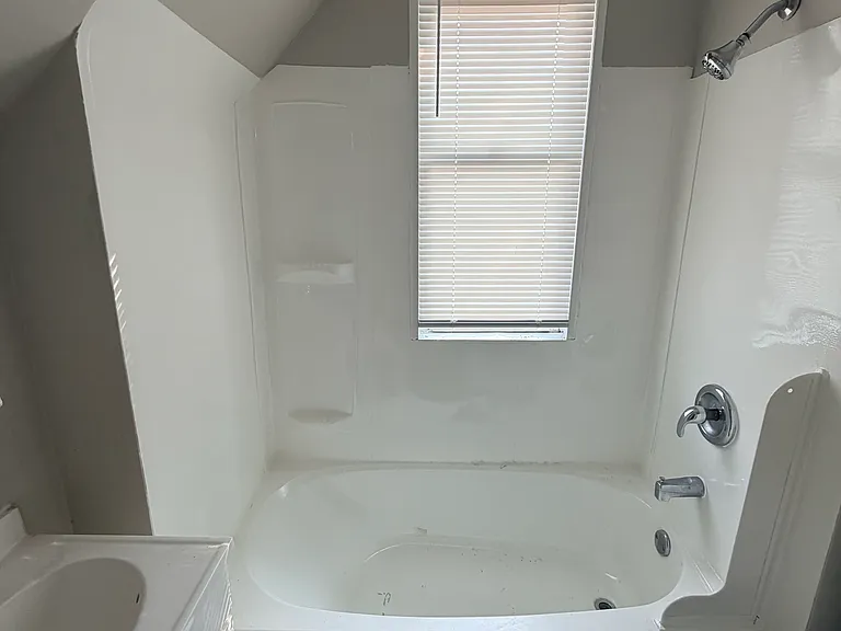 8 Arch St #3-0 — Photo 12