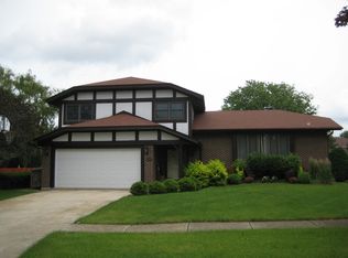 273 Mulberry Rd, Frankfort, IL 60423