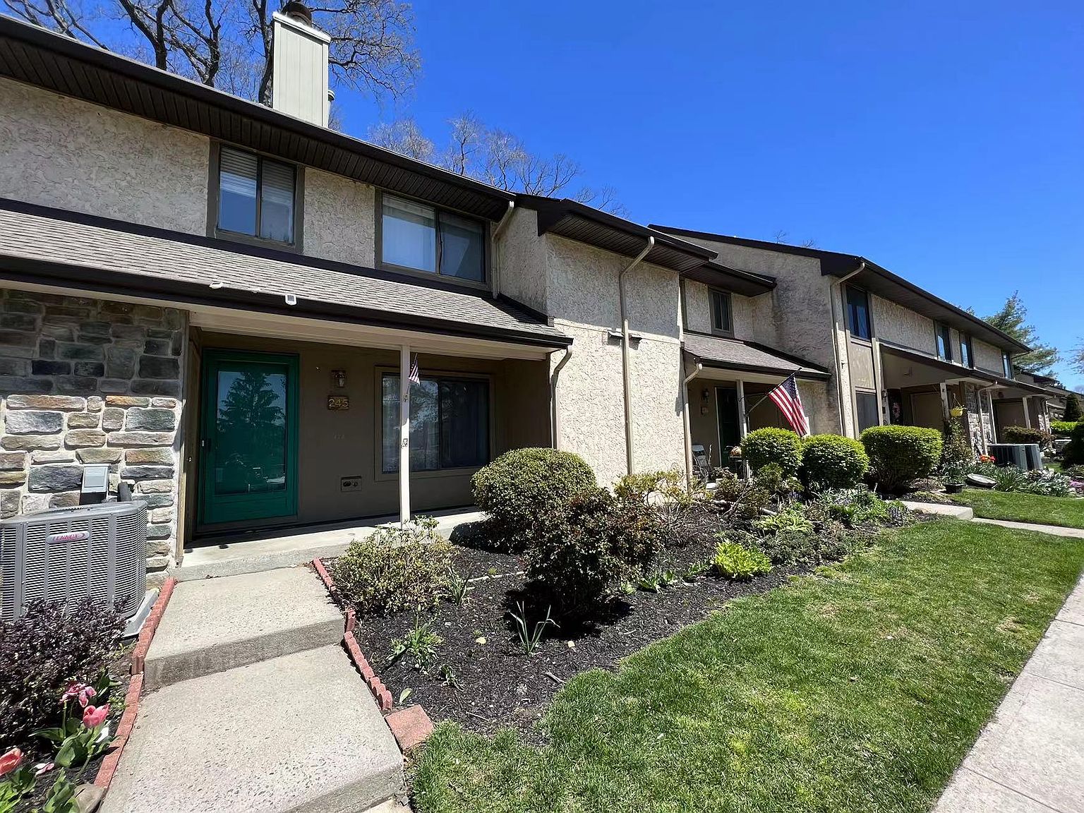 245 Hampshire Dr, Plainsboro, NJ 08536 Zillow