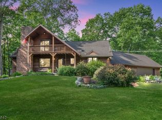 29 Mount Lebanon Rd, Port Murray, NJ 07865