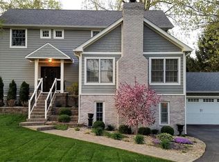 11736 Gulfstream Dr, Fishers, IN 46037