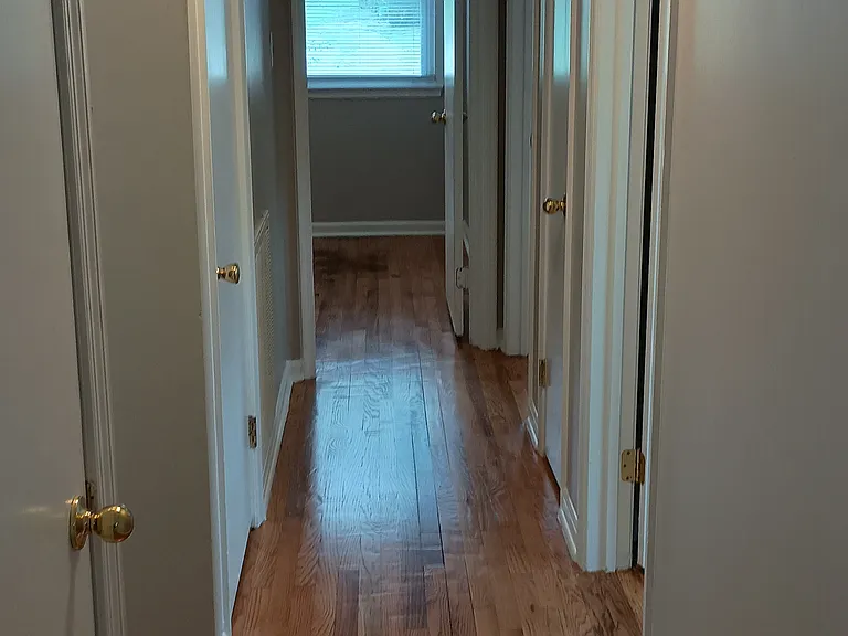 102 S Tunstall Ave — Photo 15