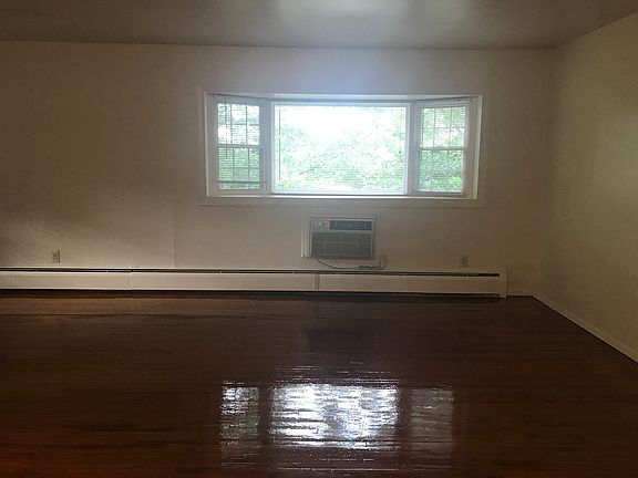 2nd image of 9 Hasbrouck Dr APT H