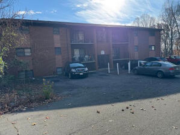 45 Vera Dr APT 9