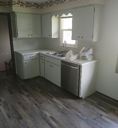 3rd image of 1406 Ohio St