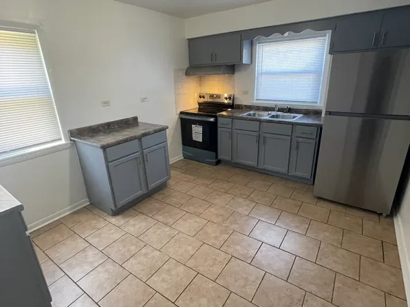 15032 Dorchester Ave APT 1W, Dolton, IL 60419