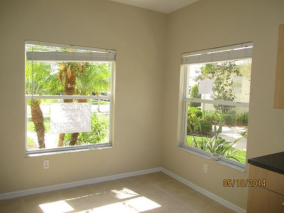 5th image of 608 SW Indian Key Dr
