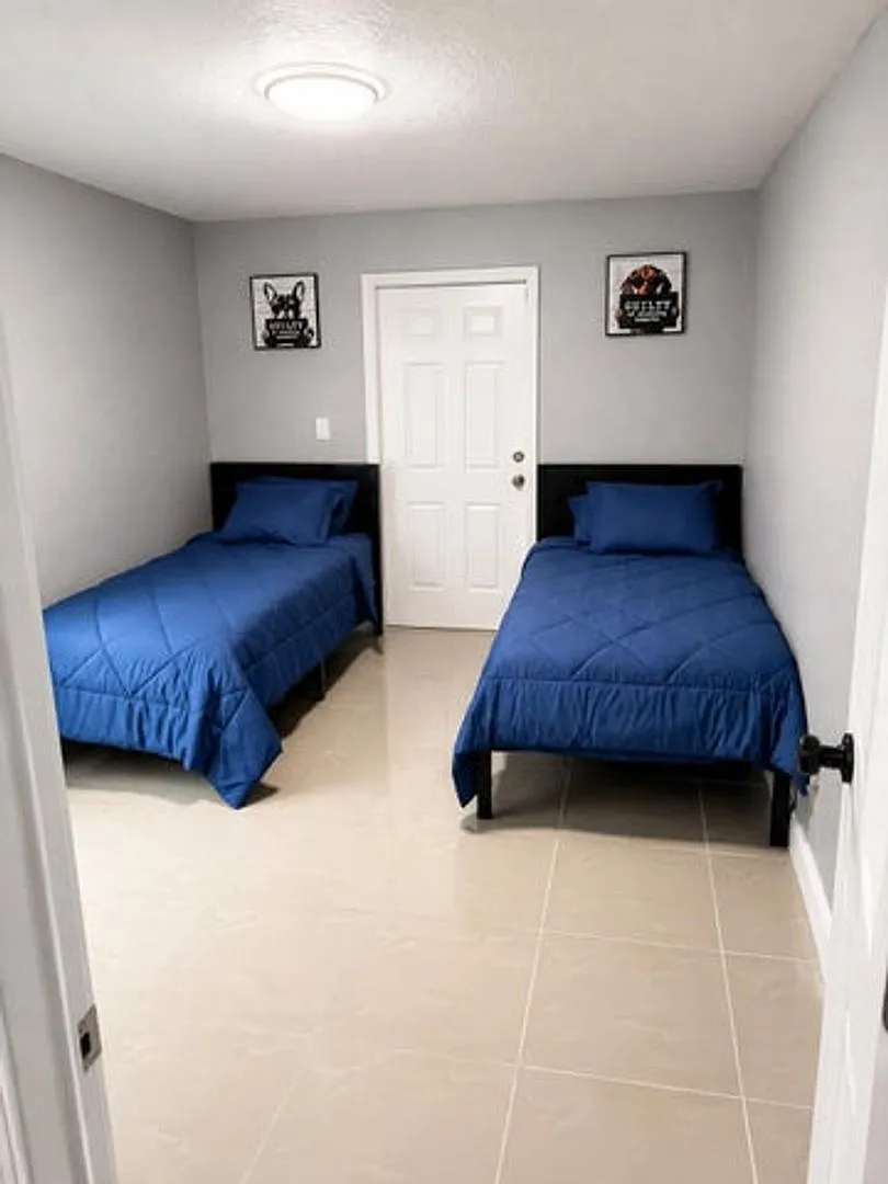 1558 NW 5TH Avenue, Pompano Beach, FL 33060 — Photo 4