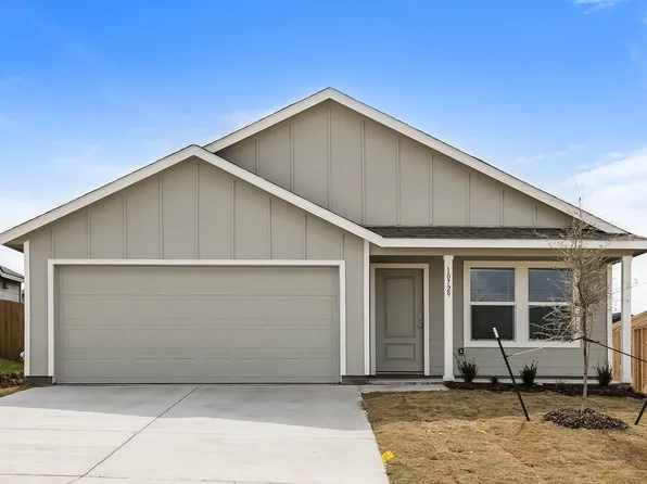 10729 Revolver Dr, Fort Worth, TX 76108