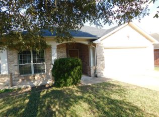 1302 Rainbow Parke Dr, Round Rock, TX 78665