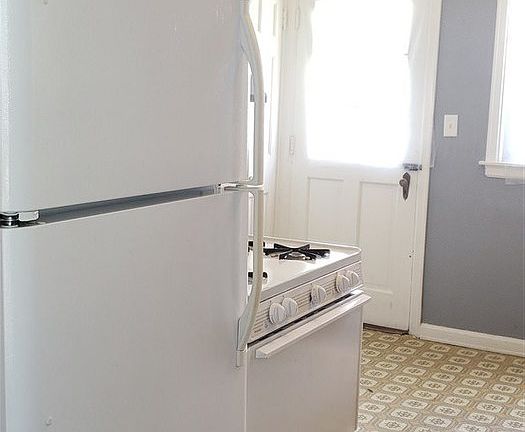 4th image of 2117 Kilburn Ave