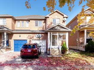 48 Warren Bradley St, Markham, ON L6C2W4