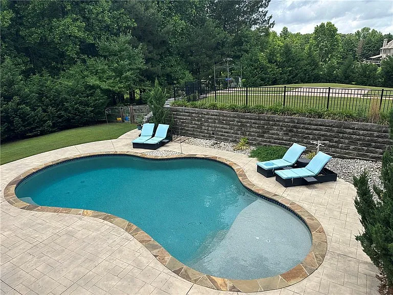 2852 Summer Branch Ln — Photo 3