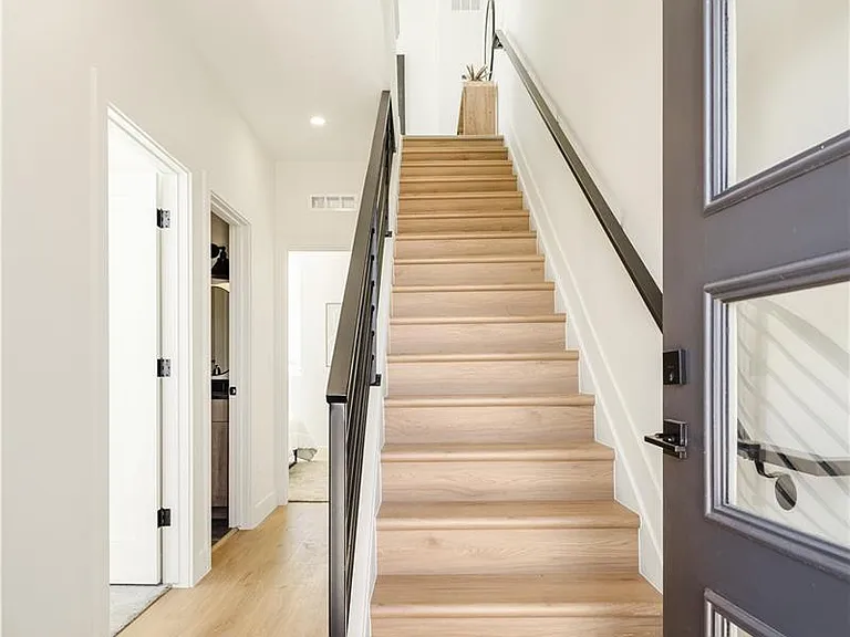 3620 W 12th Ave — Photo 3