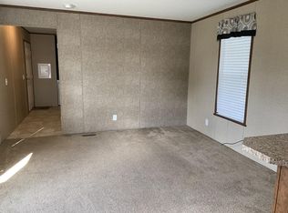 936 Cour Retta St, Warren, MI 48091