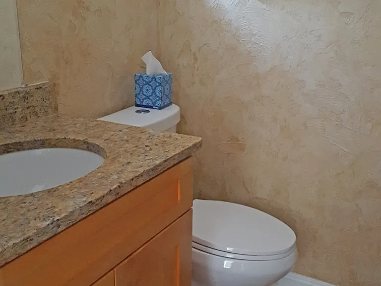 2525 W Bay Dr #B24 — Photo 11
