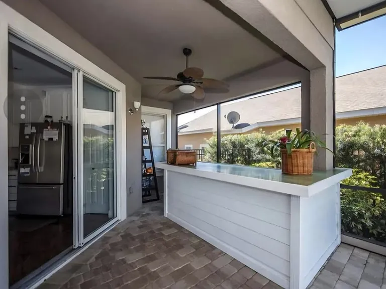 10729 Mottram Point — Photo 16