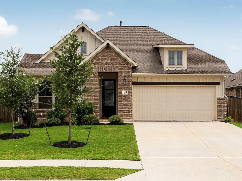 1144 Cathedral Oaks Dr
