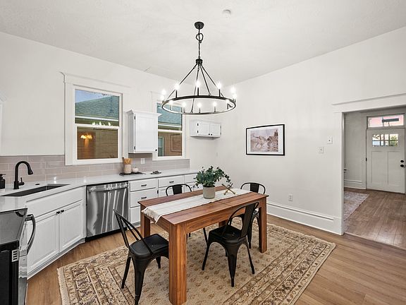 3rd image of 3048 Ogden Ave