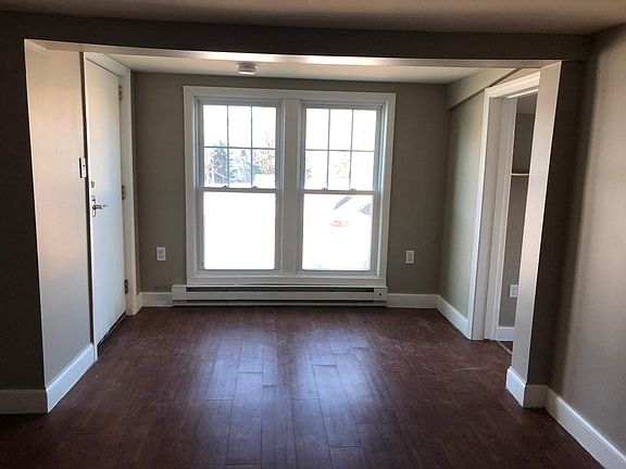 2nd image of 14 Ocean St Unit 1