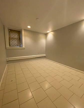 5th image of 849 E 218th St #1