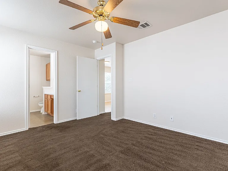 5507 Christina Path — Photo 20