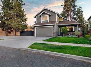 327 SW Garfield Ave, Bend, OR 97702